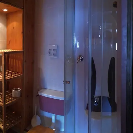 Chambres D'hotes Les Cerisiers Guest house