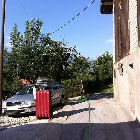 Guest house Chambres D'hotes Les Cerisiers 2*