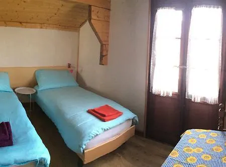 Les Cerisiers Maison d'hôtes Sion
